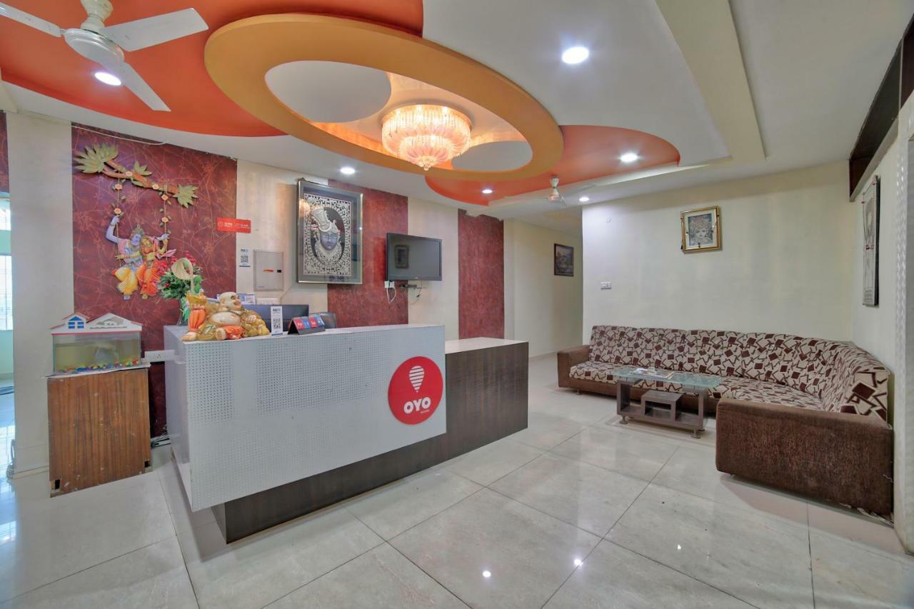 Oyo 35538 Hotel Risha Chandrapur Экстерьер фото