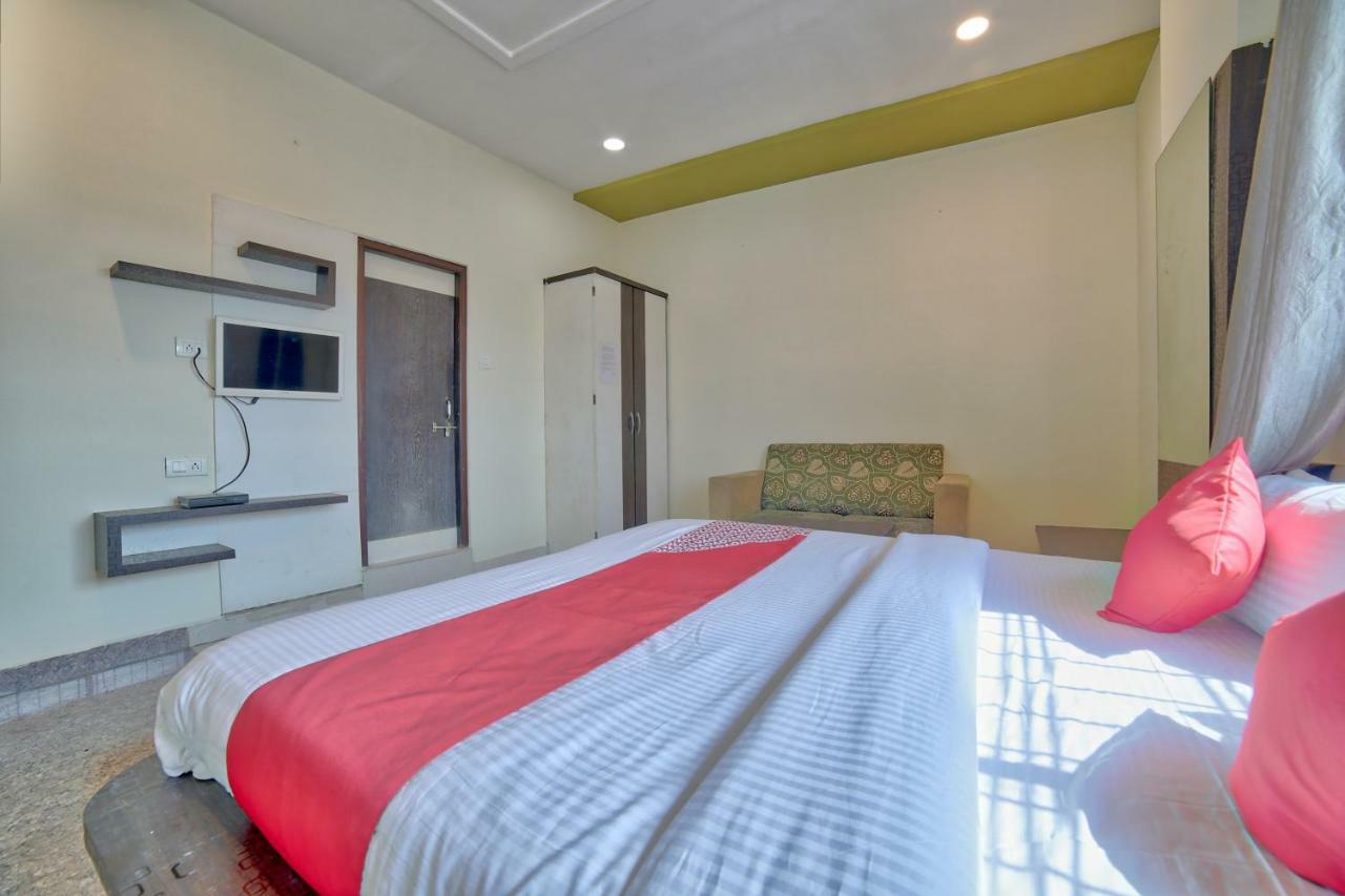 Oyo 35538 Hotel Risha Chandrapur Экстерьер фото