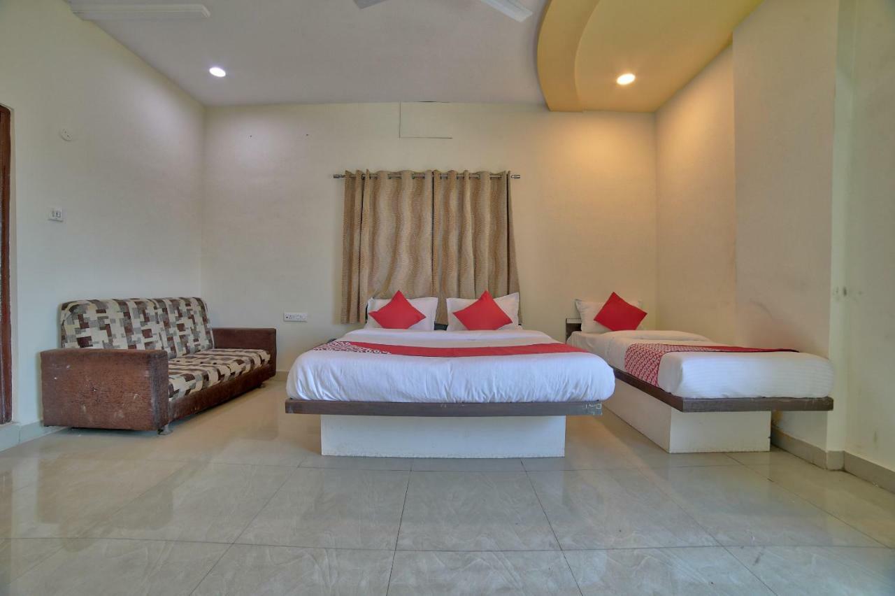 Oyo 35538 Hotel Risha Chandrapur Экстерьер фото
