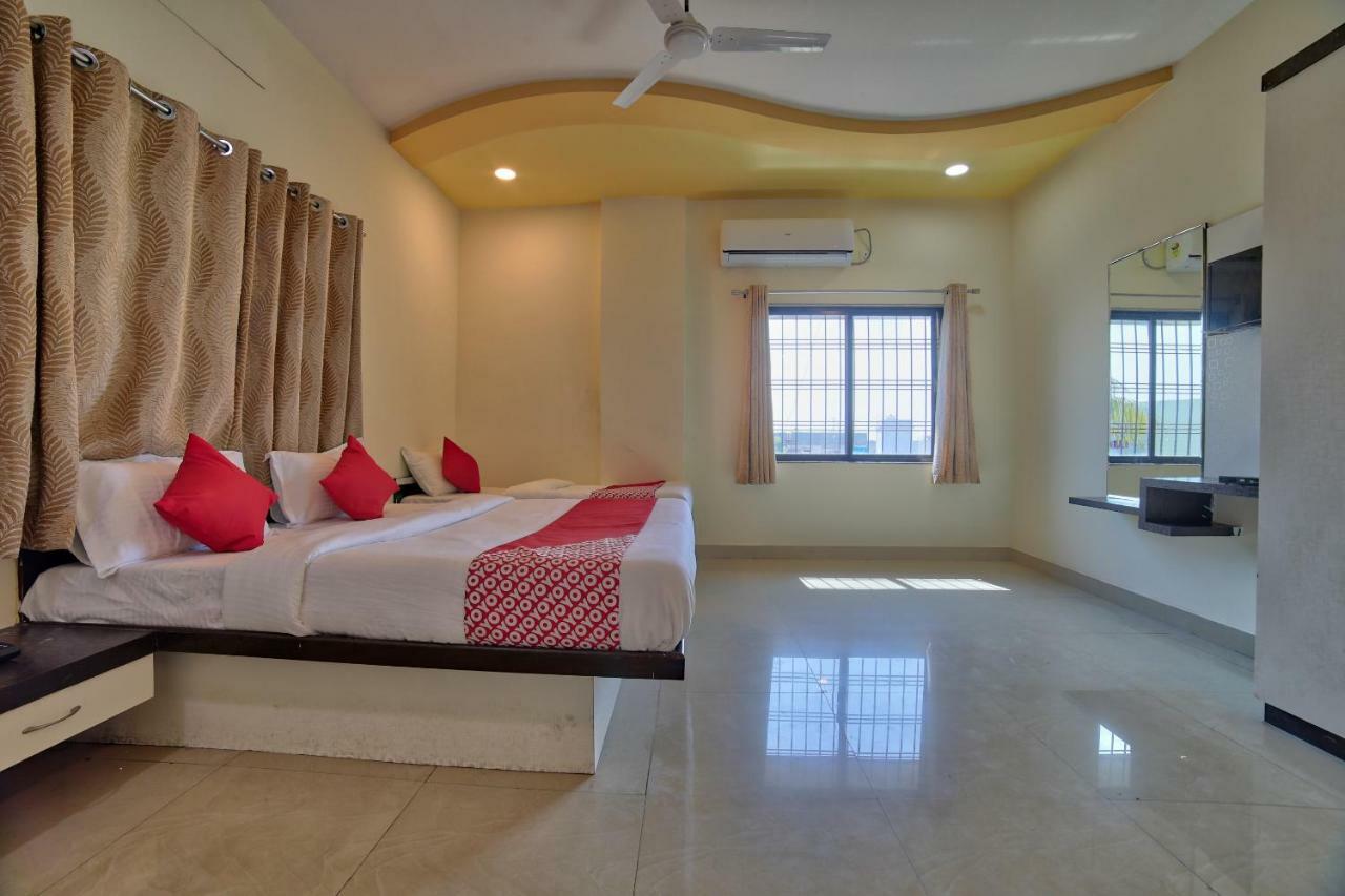 Oyo 35538 Hotel Risha Chandrapur Экстерьер фото