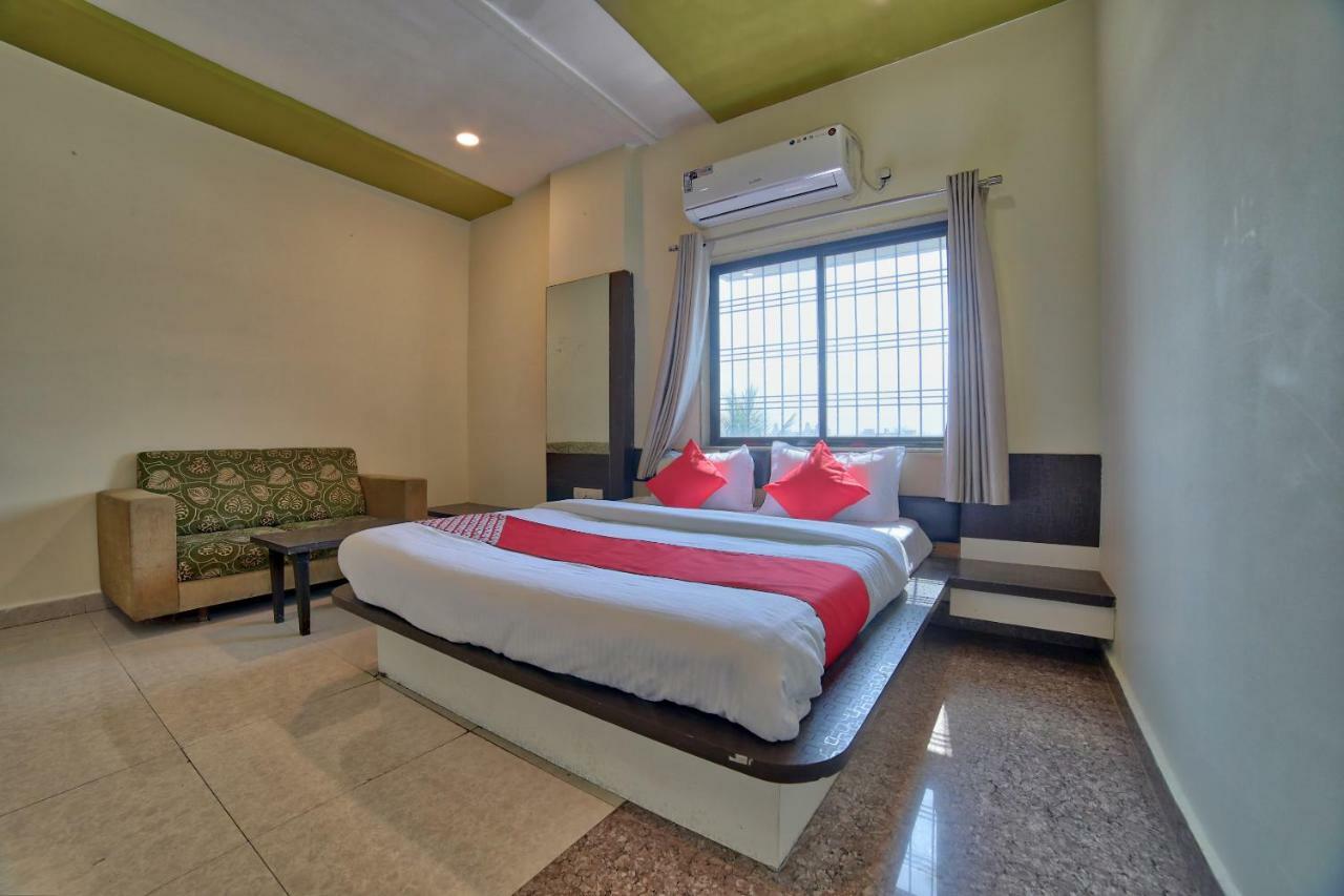 Oyo 35538 Hotel Risha Chandrapur Экстерьер фото