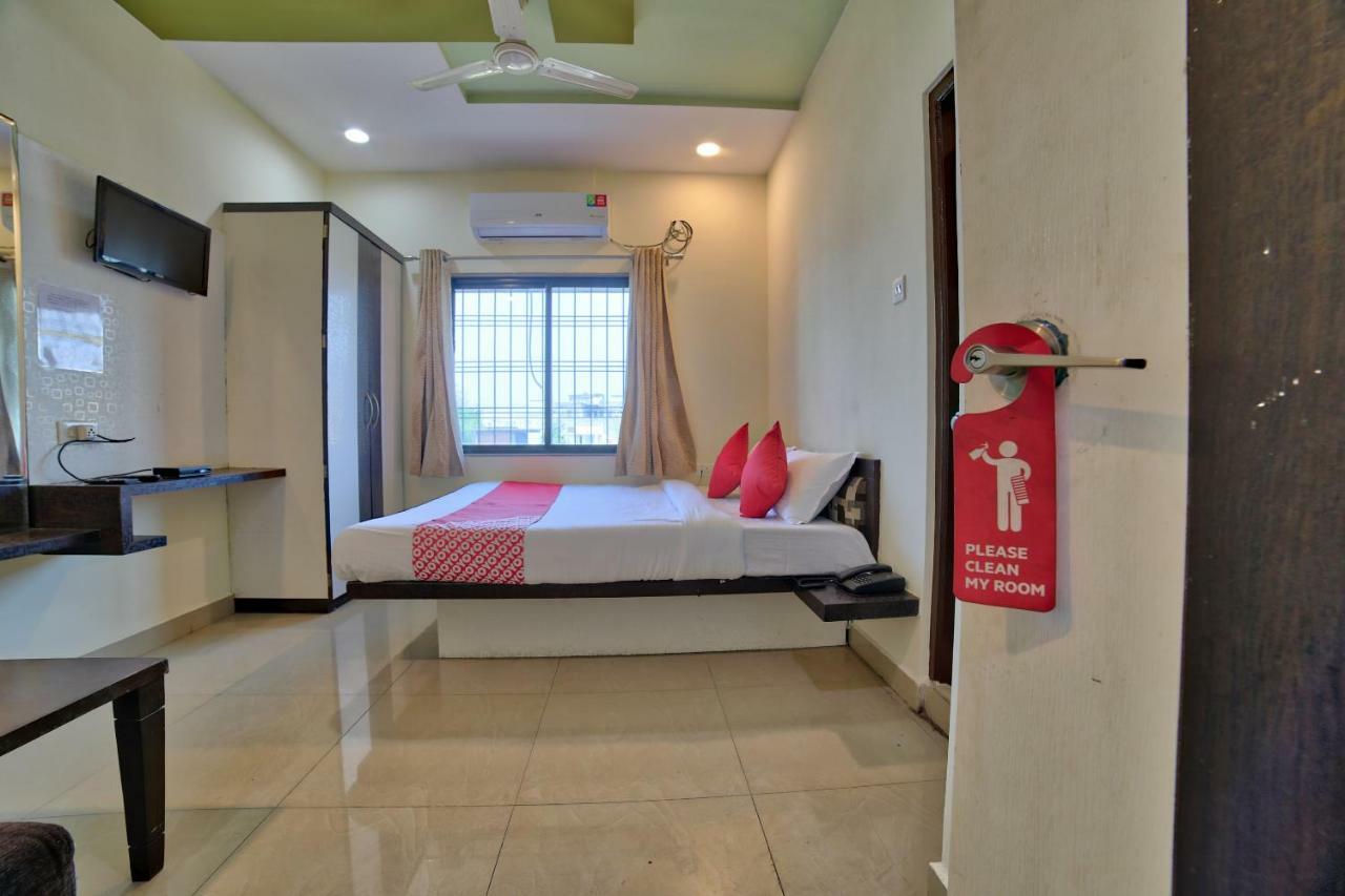 Oyo 35538 Hotel Risha Chandrapur Экстерьер фото